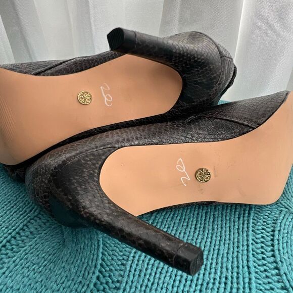 Xoxo Women's Taylor Pump SnakeSkin Pointed Toe Ankle Boots Black Size 9.5 NWOT - Picture 7 of 8